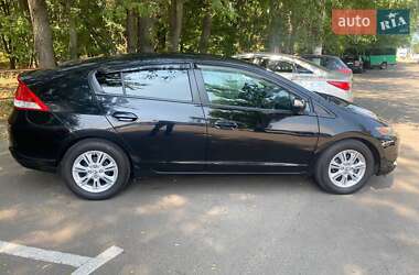 Хэтчбек Honda Insight 2010 в 