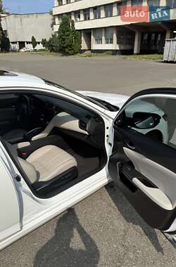 Седан Honda Insight 2020 в 