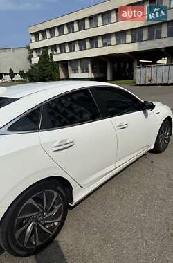 Седан Honda Insight 2020 в 