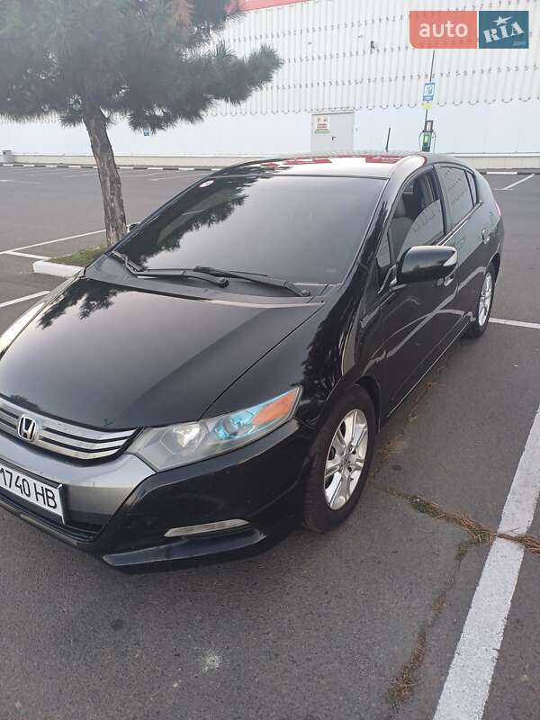 Хэтчбек Honda Insight 2011 в 