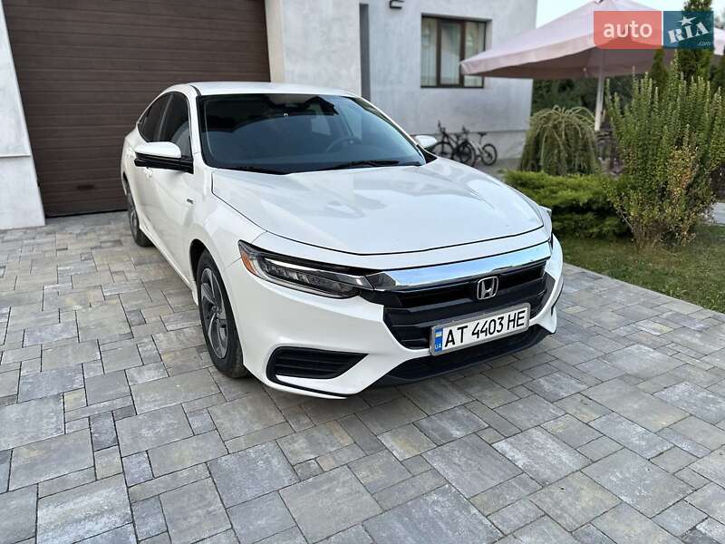 Седан Honda Insight 2018 в Львові