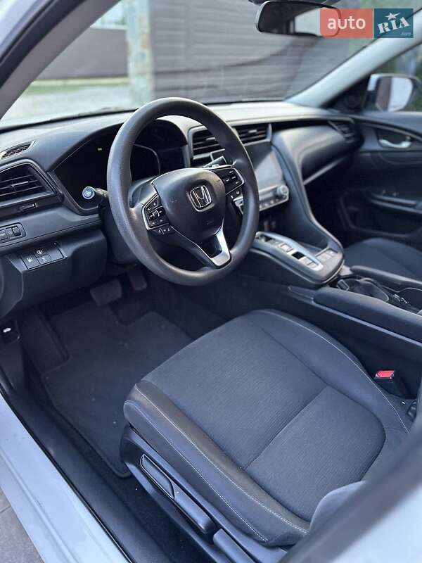 Седан Honda Insight 2018 в Львові