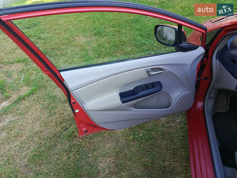 Хэтчбек Honda Insight 2009 в Василькове фото 10 Хэтчбек Honda Insight 2009 в Василькове