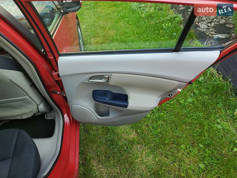 Хэтчбек Honda Insight 2009 в Василькове фото 13 Хэтчбек Honda Insight 2009 в Василькове