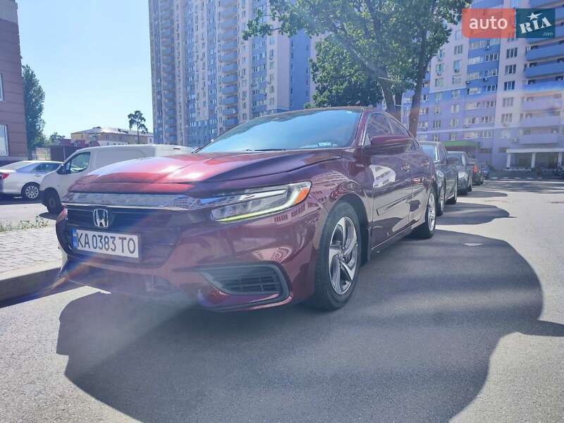 Седан Honda Insight 2018 в Киеве