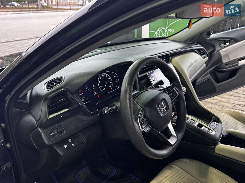 Седан Honda Insight 2019 в Одессе
