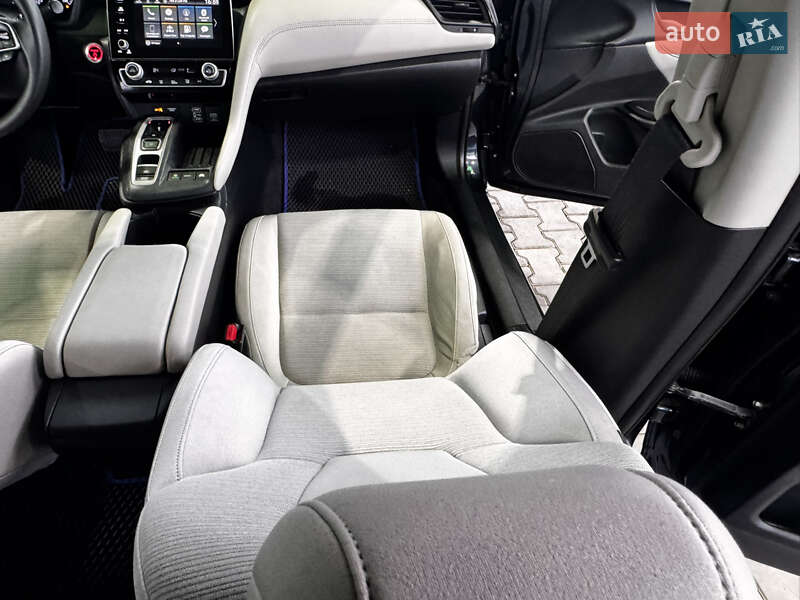 Седан Honda Insight 2019 в Одессе