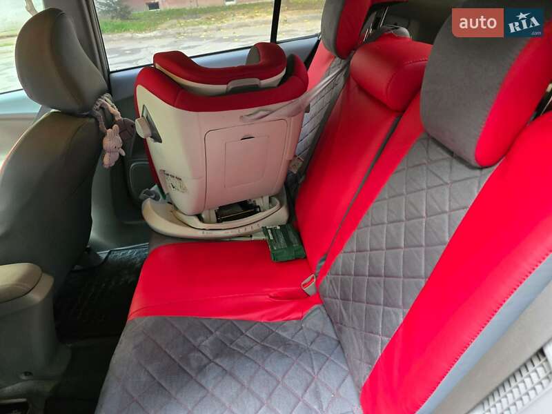 Хэтчбек Honda Insight 2012 в Харькове
