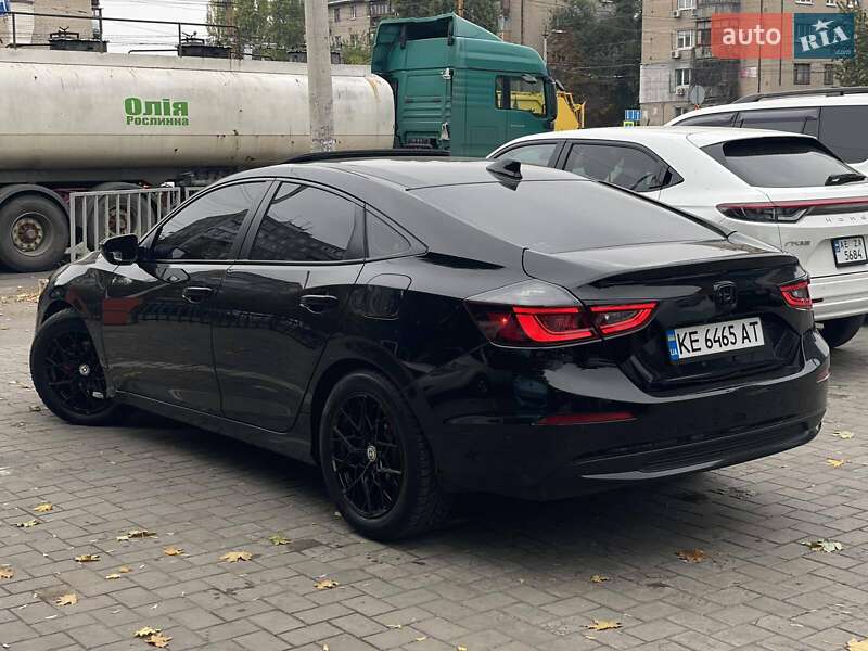 Седан Honda Insight 2019 в Днепре