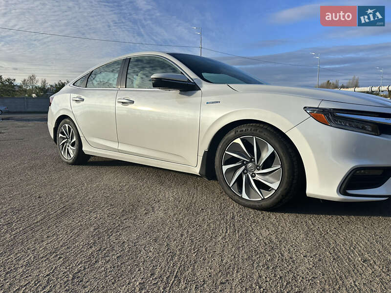 Седан Honda Insight 2018 в Киеве