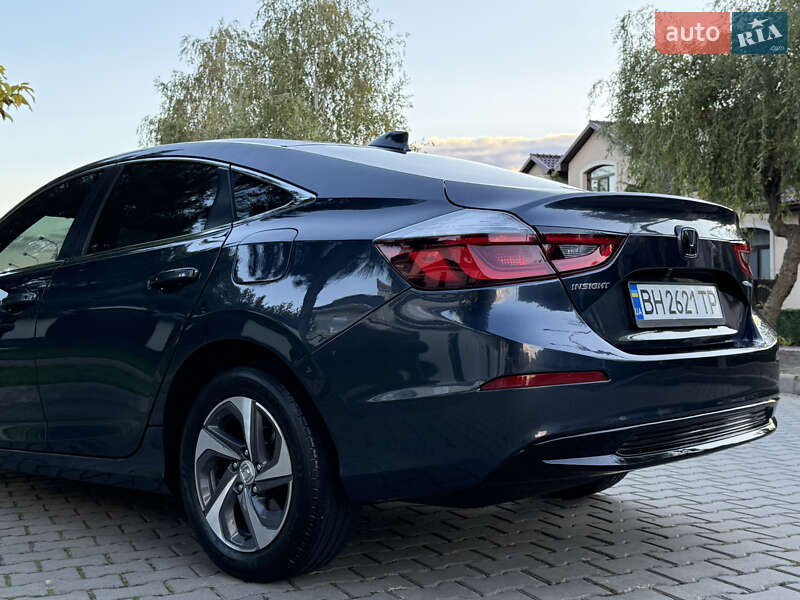 Седан Honda Insight 2018 в Одессе
