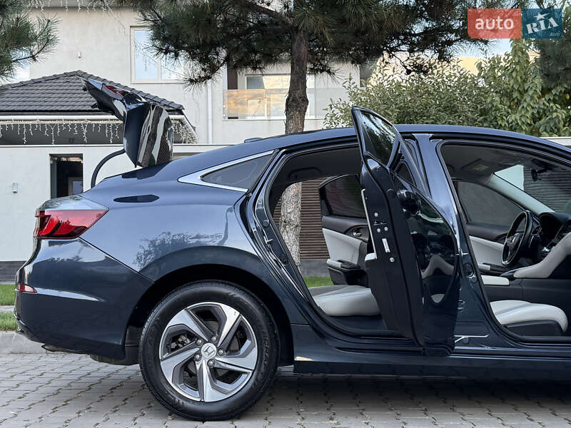 Седан Honda Insight 2018 в Одессе