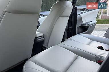 Седан Honda Insight 2018 в 