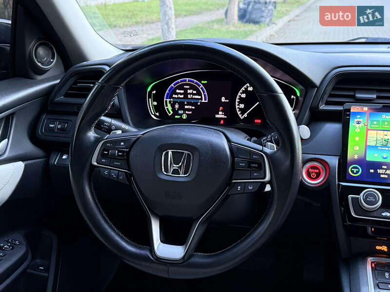 Седан Honda Insight 2018 в Одессе
