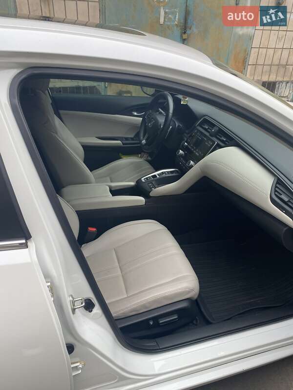 Седан Honda Insight 2018 в Києві