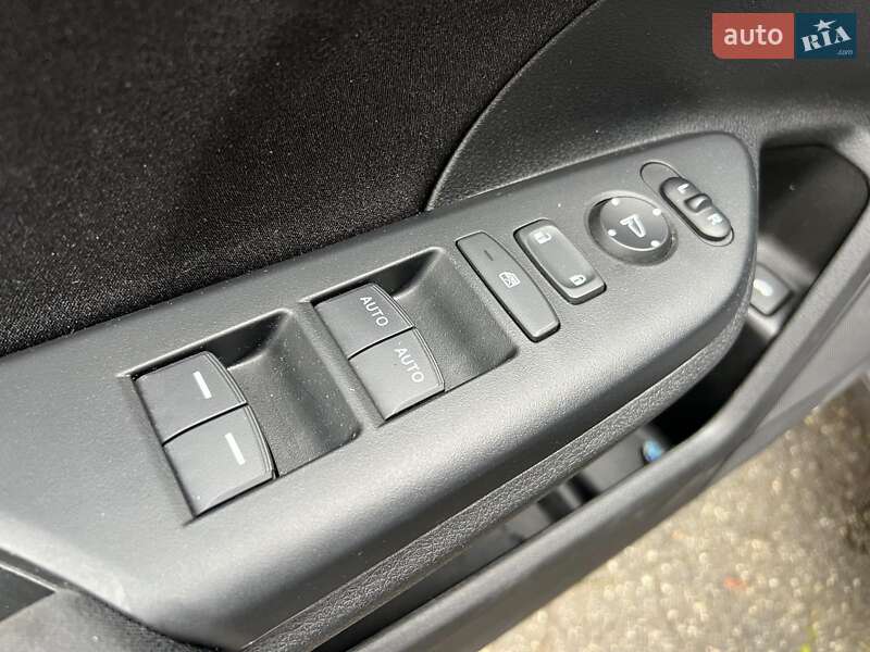 Седан Honda Insight 2022 в Києві фото 20 Седан Honda Insight 2022 в Києві