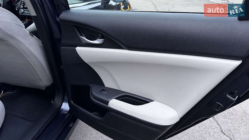 Седан Honda Insight 2020 в Ровно фото 39 Седан Honda Insight 2020 в Ровно