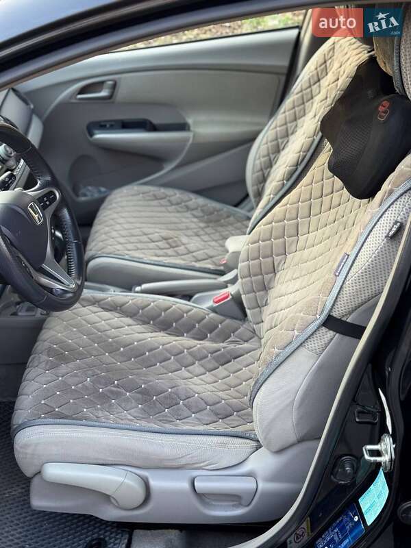 Хэтчбек Honda Insight 2010 в Кременчуге