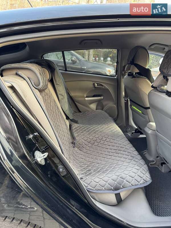 Хэтчбек Honda Insight 2010 в Кременчуге