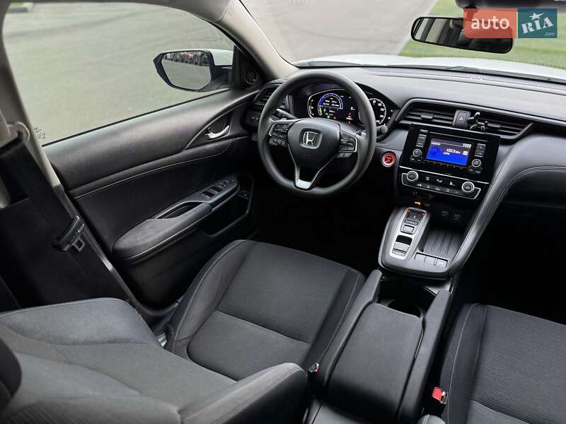 Седан Honda Insight 2018 в Дніпрі