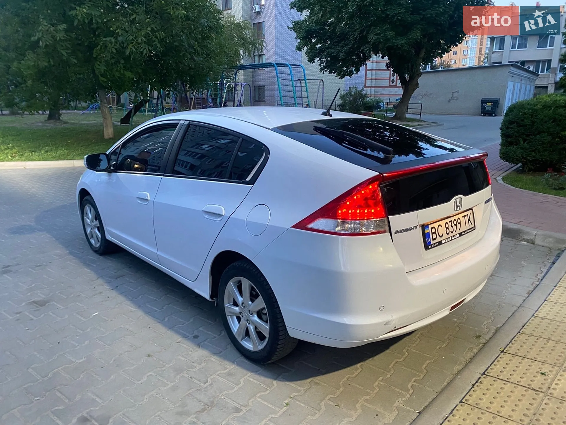 2010 Honda Insight - мініатюра 2