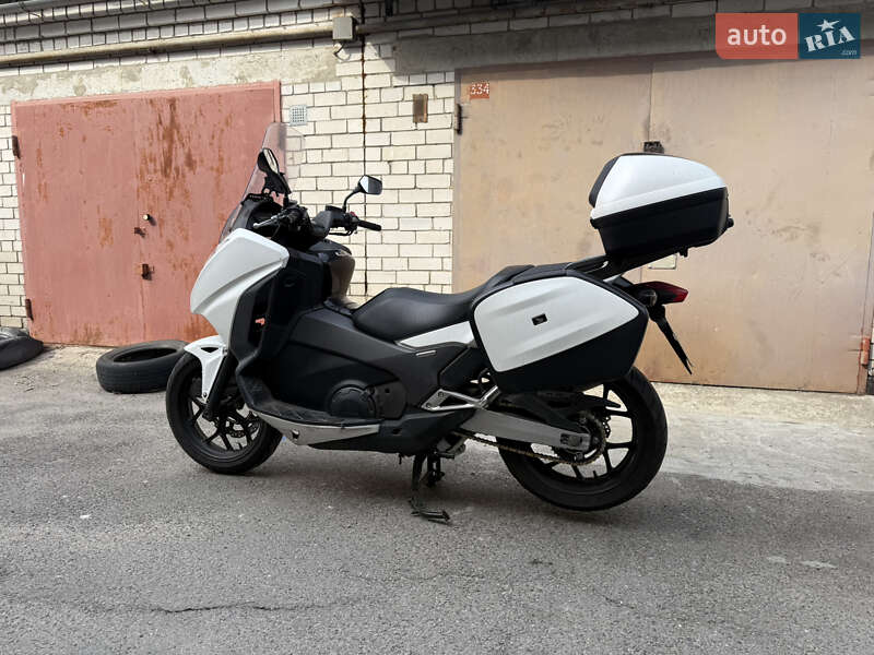 Макси-скутер Honda Integra 750 2015 в Киеве