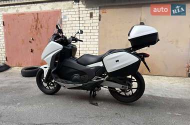 Макси-скутер Honda Integra 750 2015 в 
