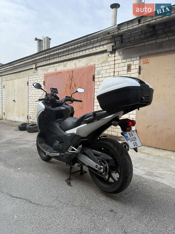 Макси-скутер Honda Integra 750 2015 в Киеве