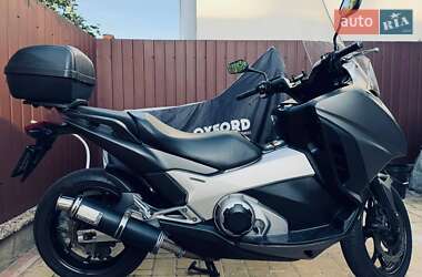 Макси-скутер Honda Integra 750 2014 в 