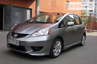 Хэтчбек Honda Jazz 2010 в Киеве