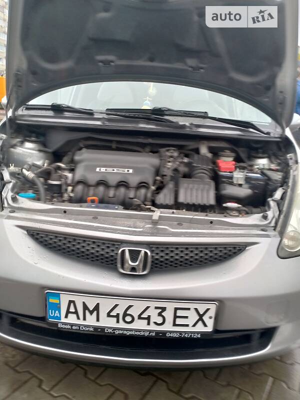 Седан Honda Jazz 2005 в Житомире