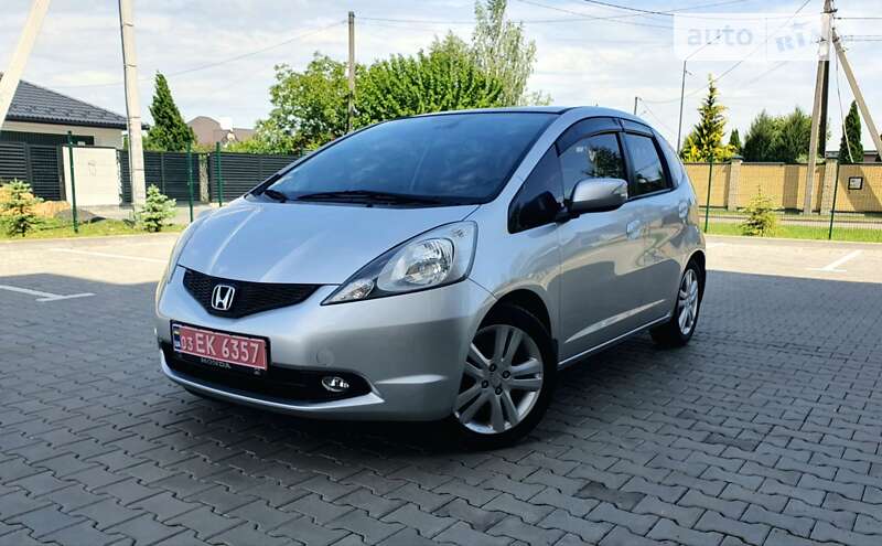 Хэтчбек Honda Jazz 2009 в Луцке