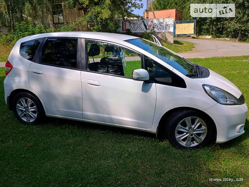 Хэтчбек Honda Jazz 2012 в Ровно фото 7 Хэтчбек Honda Jazz 2012 в Ровно