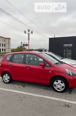 Хэтчбек Honda Jazz 2004 в 