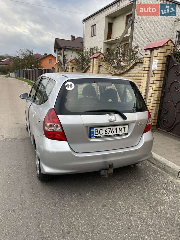 Хэтчбек Honda Jazz 2006 в Львове