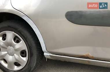 Хэтчбек Honda Jazz 2005 в 