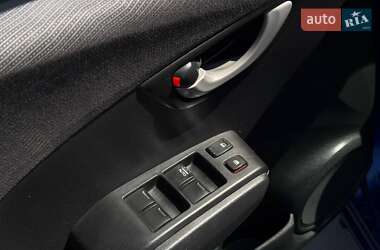 Хетчбек Honda Jazz 2010 в 