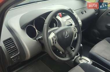 Хэтчбек Honda Jazz 2006 в 