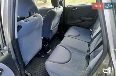 Хэтчбек Honda Jazz 2004 в 