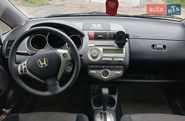 Хэтчбек Honda Jazz 2006 в 