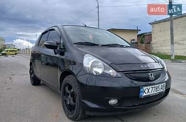 Хэтчбек Honda Jazz 2006 в 