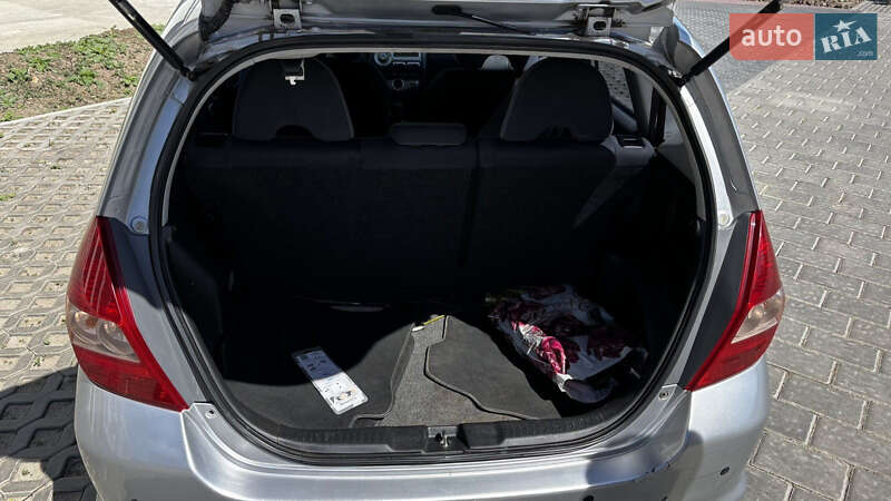Хэтчбек Honda Jazz 2008 в Ровно