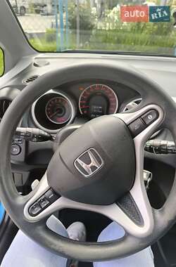 Хэтчбек Honda Jazz 2010 в 