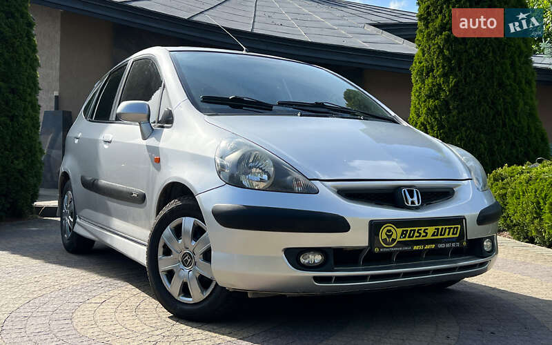 Хэтчбек Honda Jazz 2002 в 