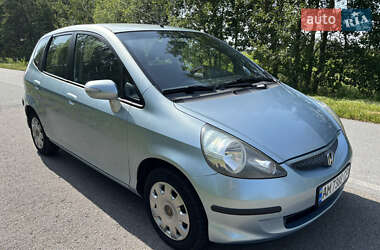 Хетчбек Honda Jazz 2005 в Романіву