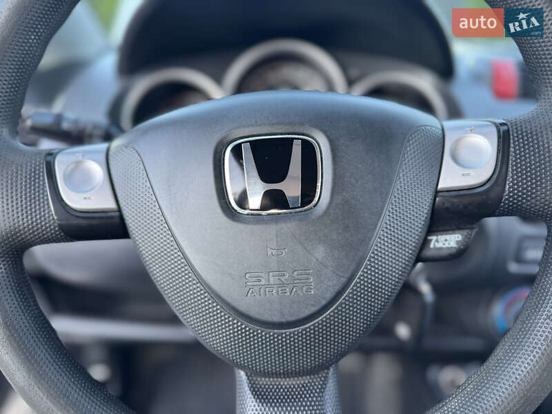 Хэтчбек Honda Jazz 2003 в Одессе