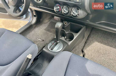 Хэтчбек Honda Jazz 2005 в 