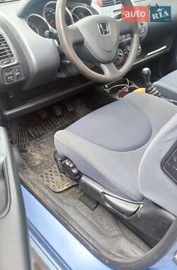 Хэтчбек Honda Jazz 2004 в 