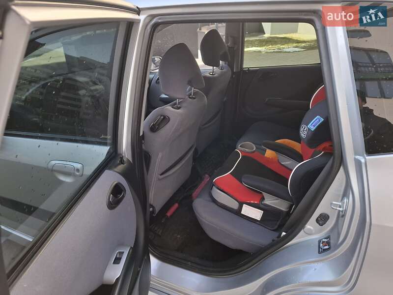 Хэтчбек Honda Jazz 2002 в Львове