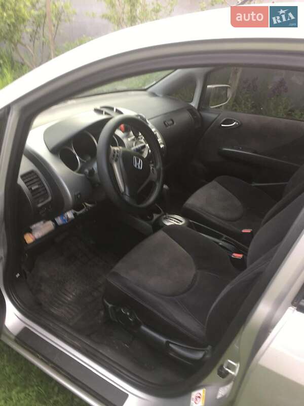 Хэтчбек Honda Jazz 2006 в Киеве фото 4 Хэтчбек Honda Jazz 2006 в Киеве